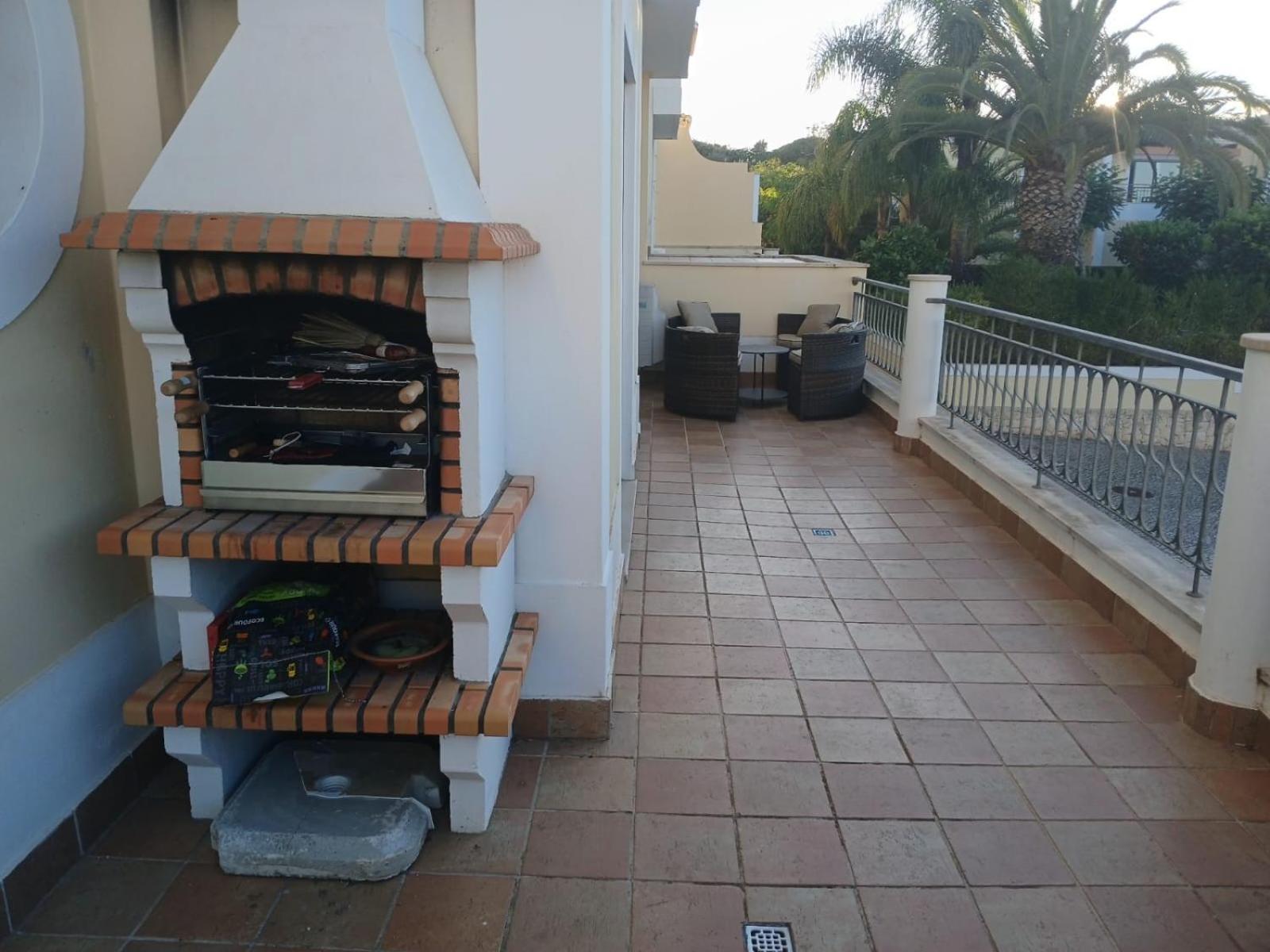 Apt Aurora Lote 80 3 Bedroom Lagos Exterior photo